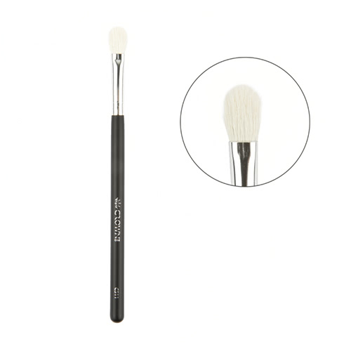 Crown Brush Pro Blending Fluff Brush
