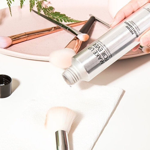 MAKE UP FOR EVER Instant Brush Cleanser 140ml