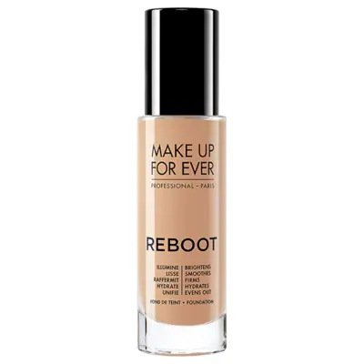 The Best Foundation for a Dewy Finish