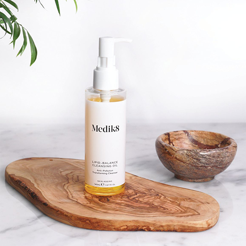 lipid balance cleansing oil medik8