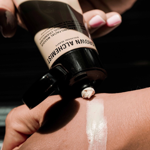 grown alchemist masque