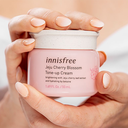 innisfree Cherry Blossom Tone Up Cream 50ml + Free Post