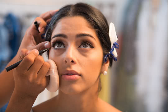 Is Eyeliner Safe to Use on My Waterline?