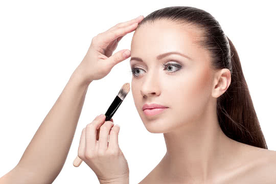 What's the Best Foundation for Covering Rosacea?