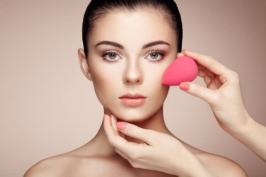 Should I Skip Makeup When I Have a Breakout?