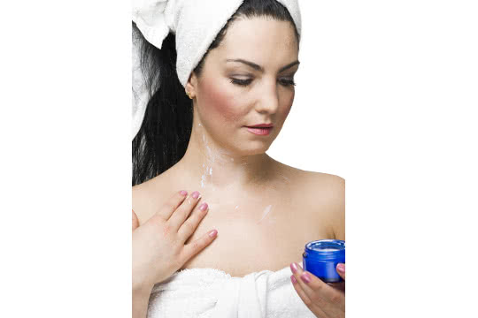 How can I lighten dark neck skin?