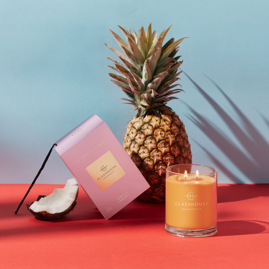 Glasshouse Fragrances A TAHAA AFFAIR 380g Soy Candle