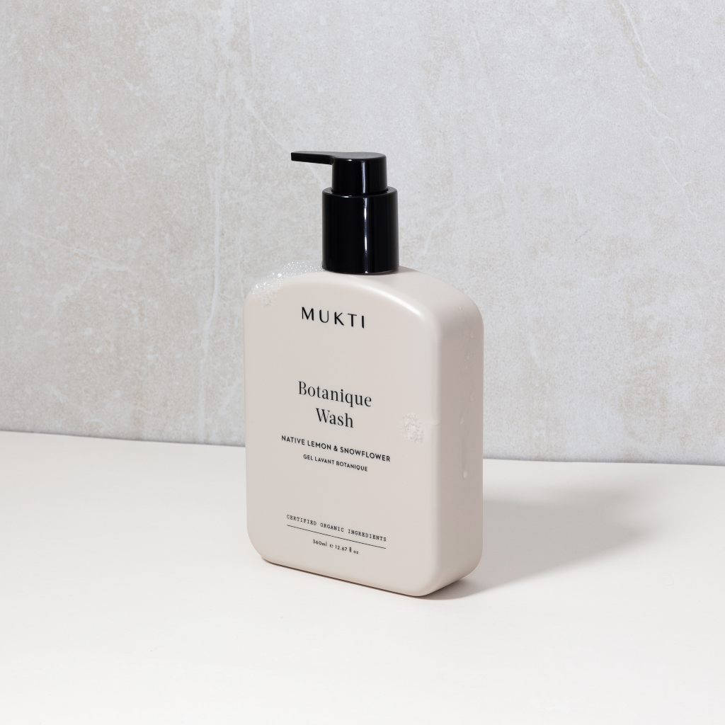 Mukti Organics Botanique Wash 360ml