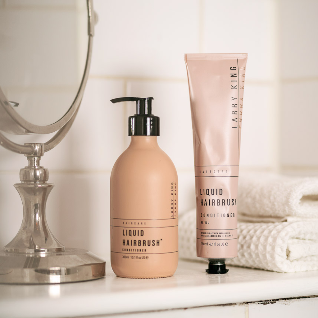 Larry King Liquid Hairbrush Conditioner