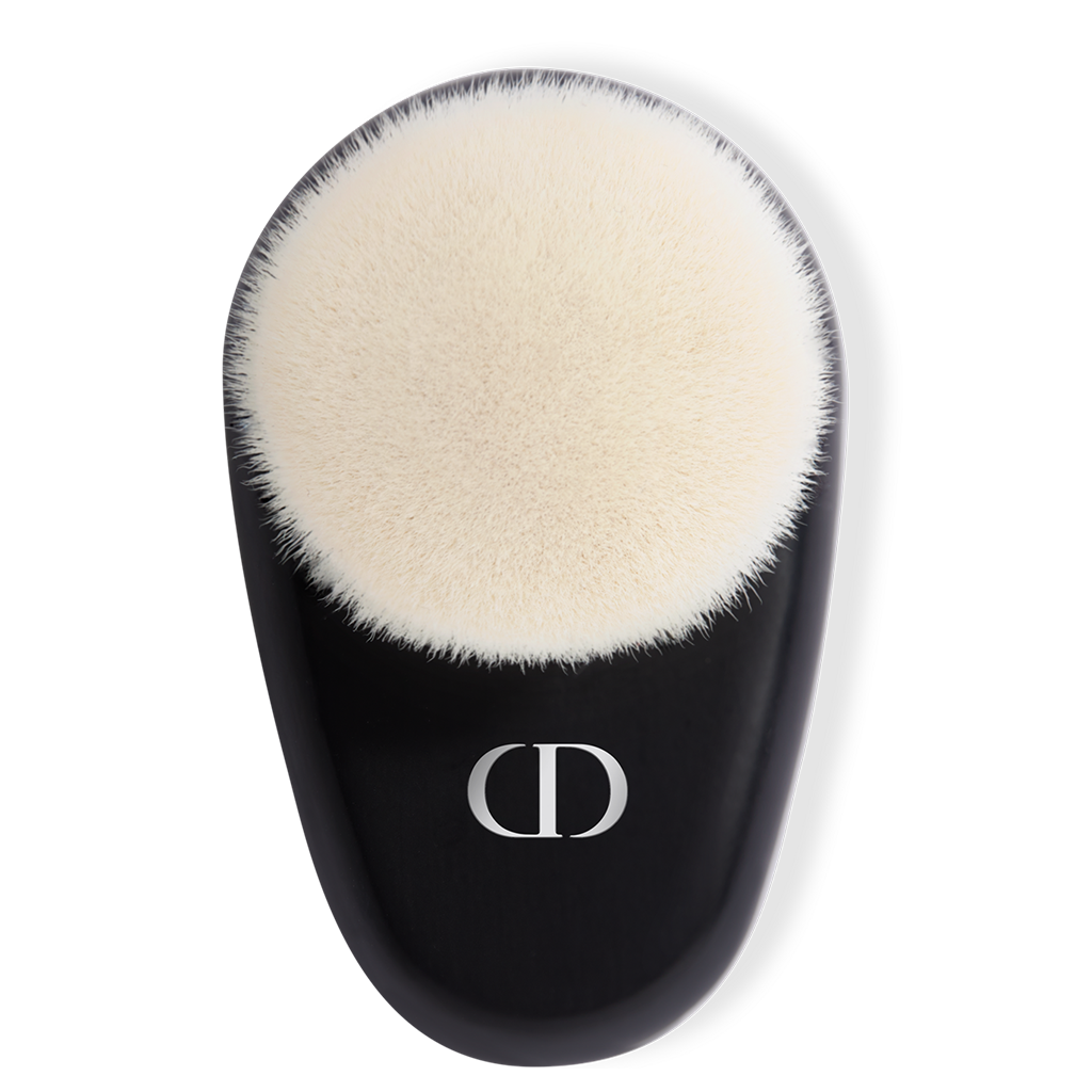 DIOR Backstage Face Brush N°18
