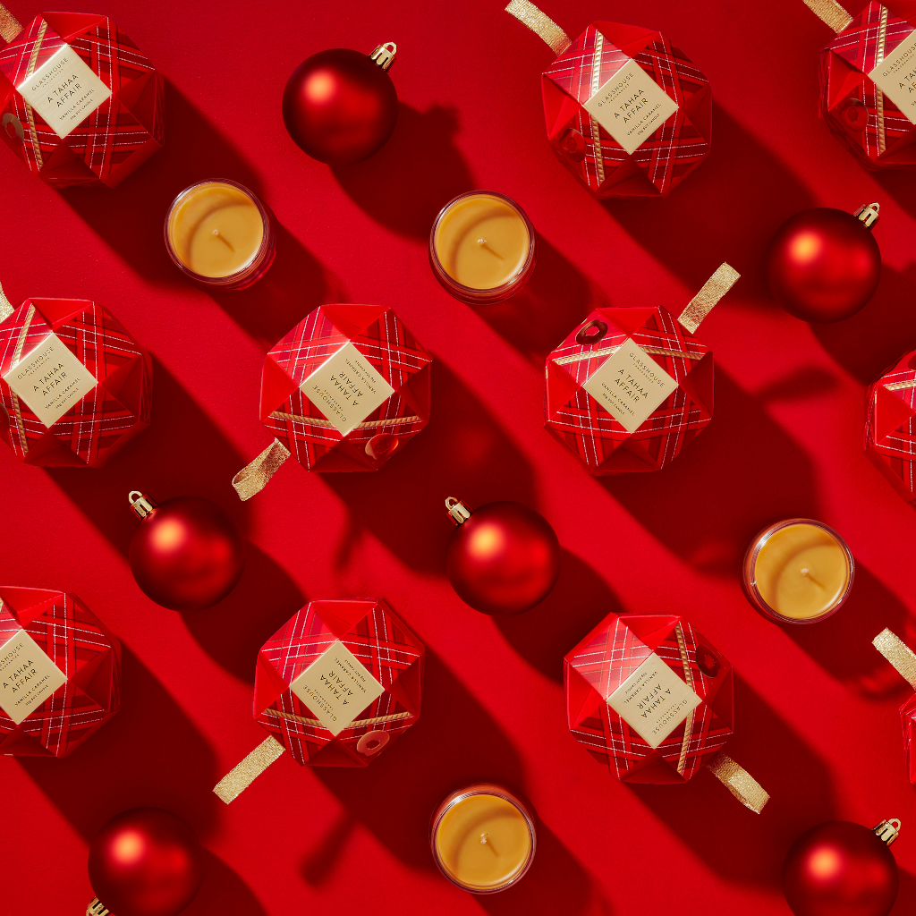 Glasshouse Fragrances Christmas Bauble Candle Tahaa Candle 30g AU