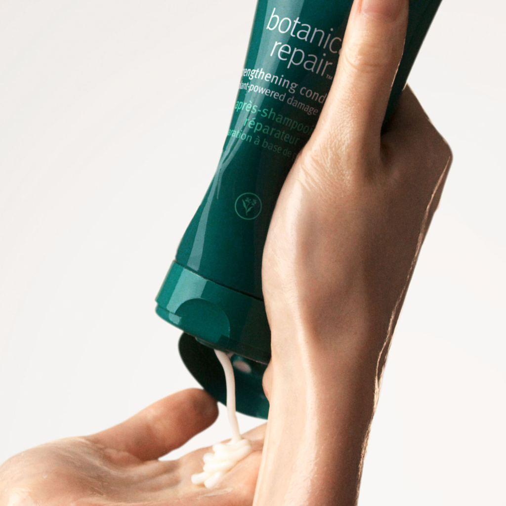 AVEDA botanical repair strengthening conditioner 200ml