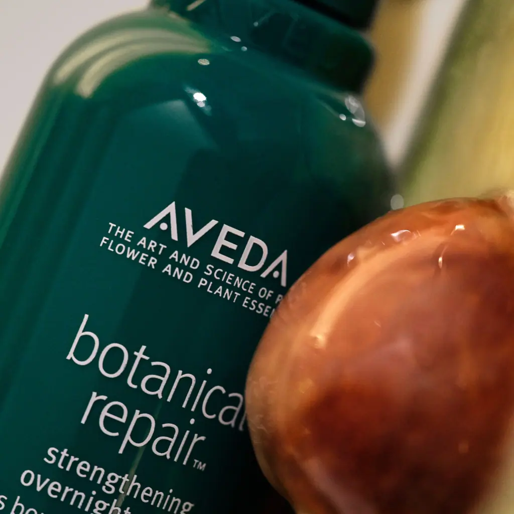 AVEDA botanical repair strengthening overnight serum 100ml
