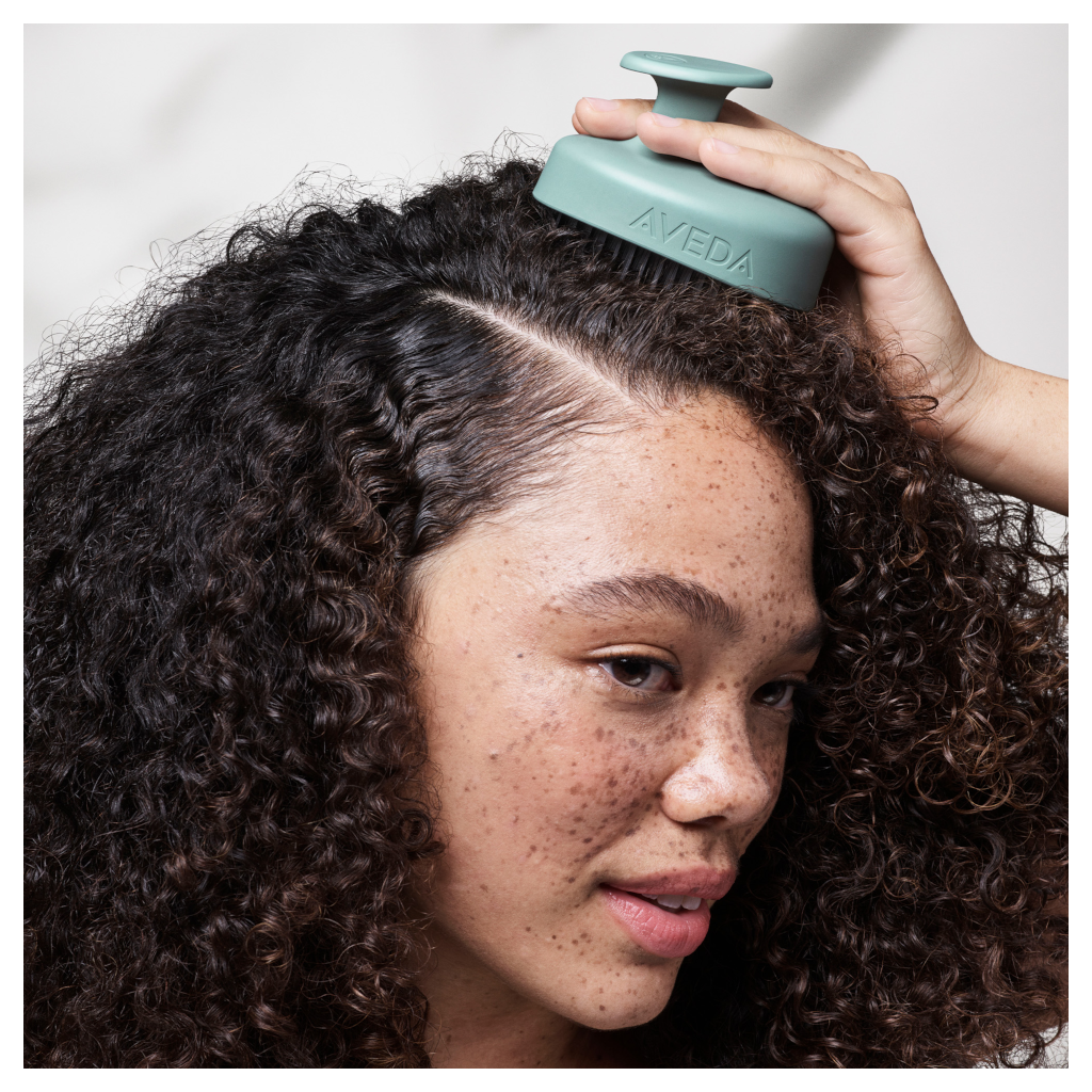 AVEDA Scalp Solutions Stimulating Scalp Massager