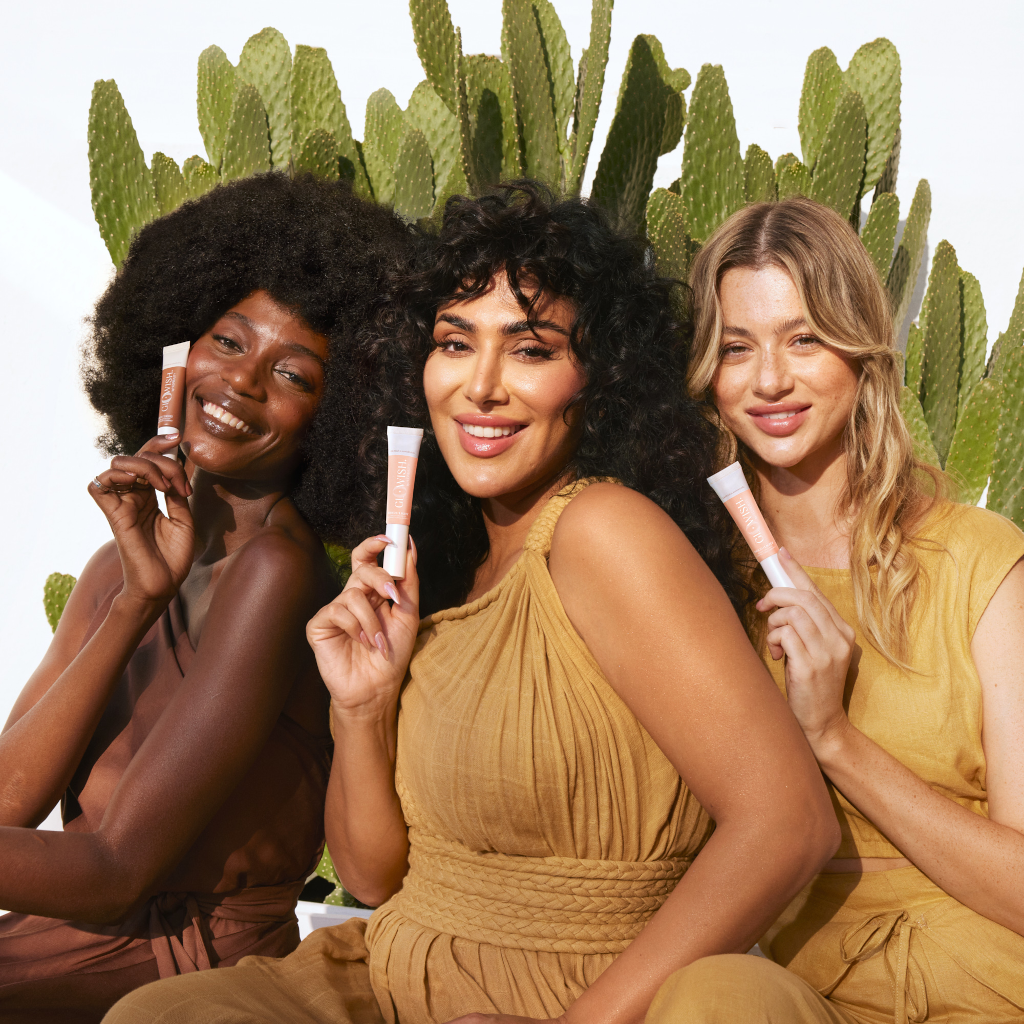 Huda Beauty GloWish Bright Light Sheer Concealer