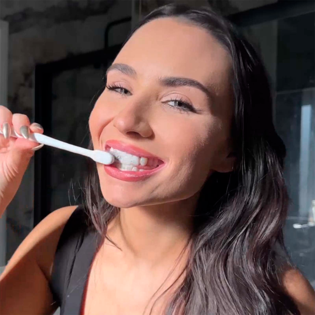 Polished London Teeth Whitening Powder