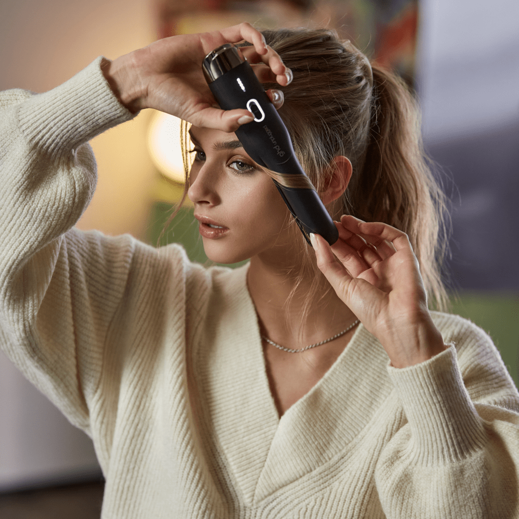 Elie Mini Hair Straightener Dual Voltage New Arrivals Travel Hair