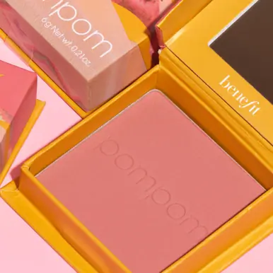 Benefit Pompom -Plum