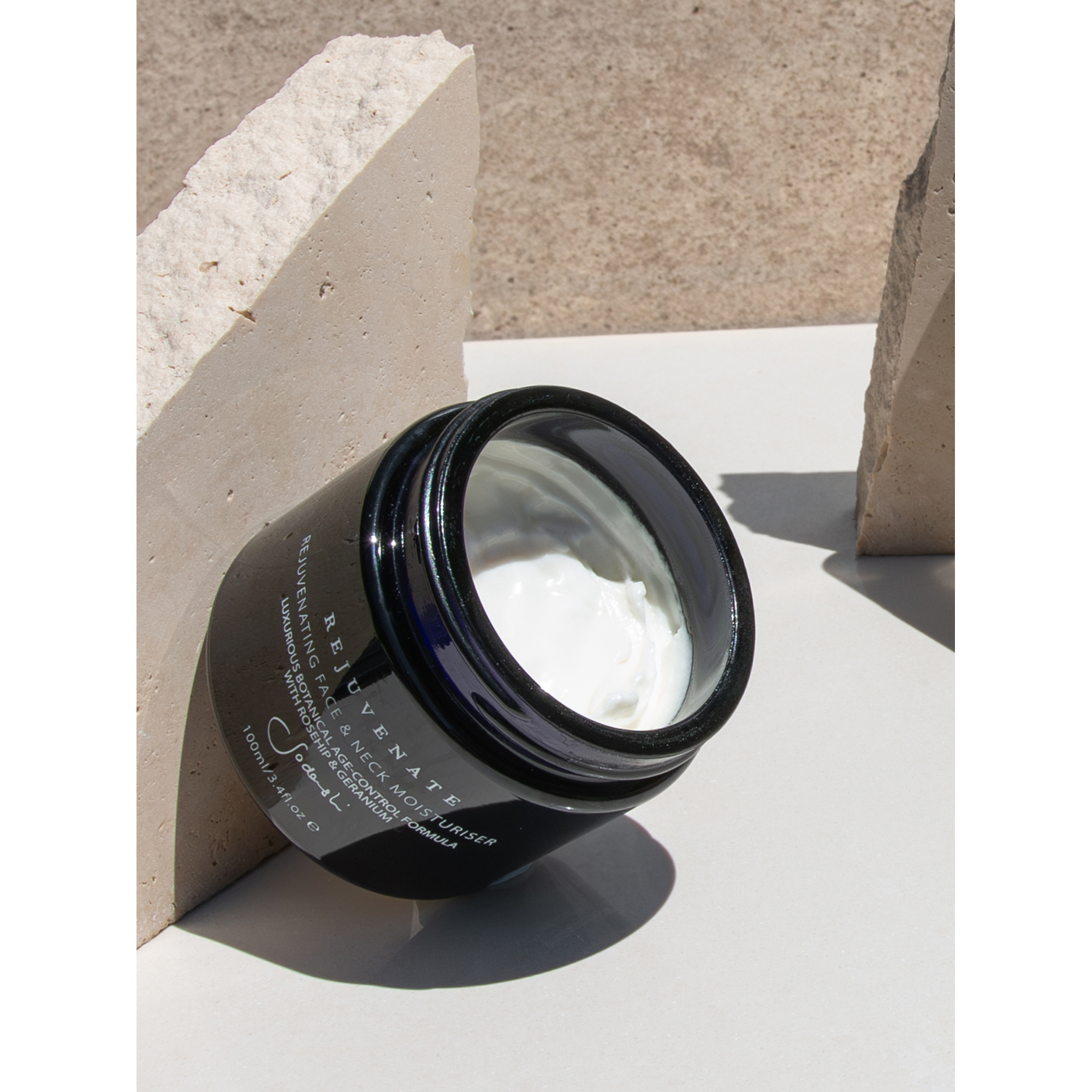 Sodashi Rejuvenating Face and Neck Moisturiser