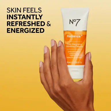 No7 Radiance+ Daily Energising Exfoliating Cleanser 100ml