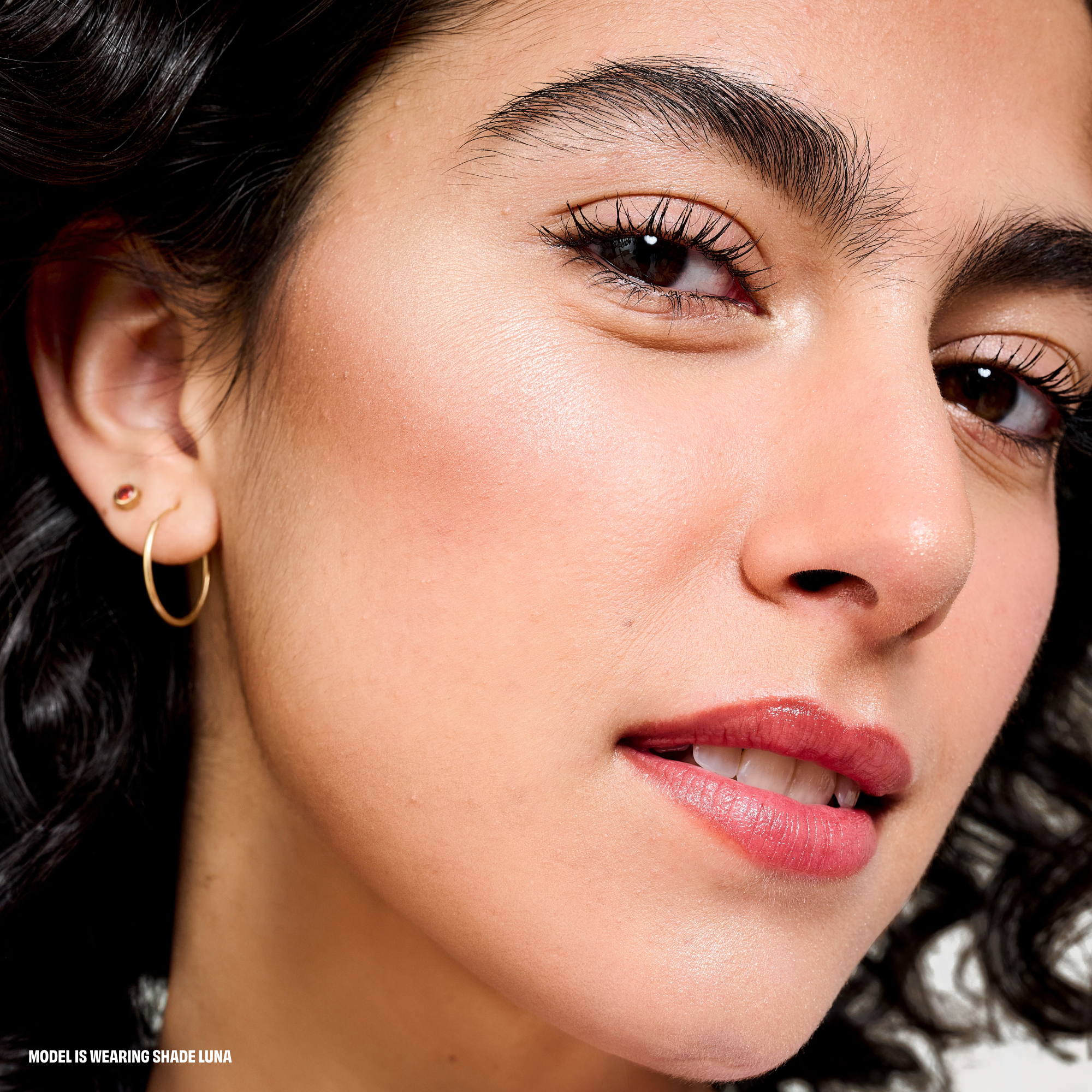 Benefit Cosmetics Glow-La-La