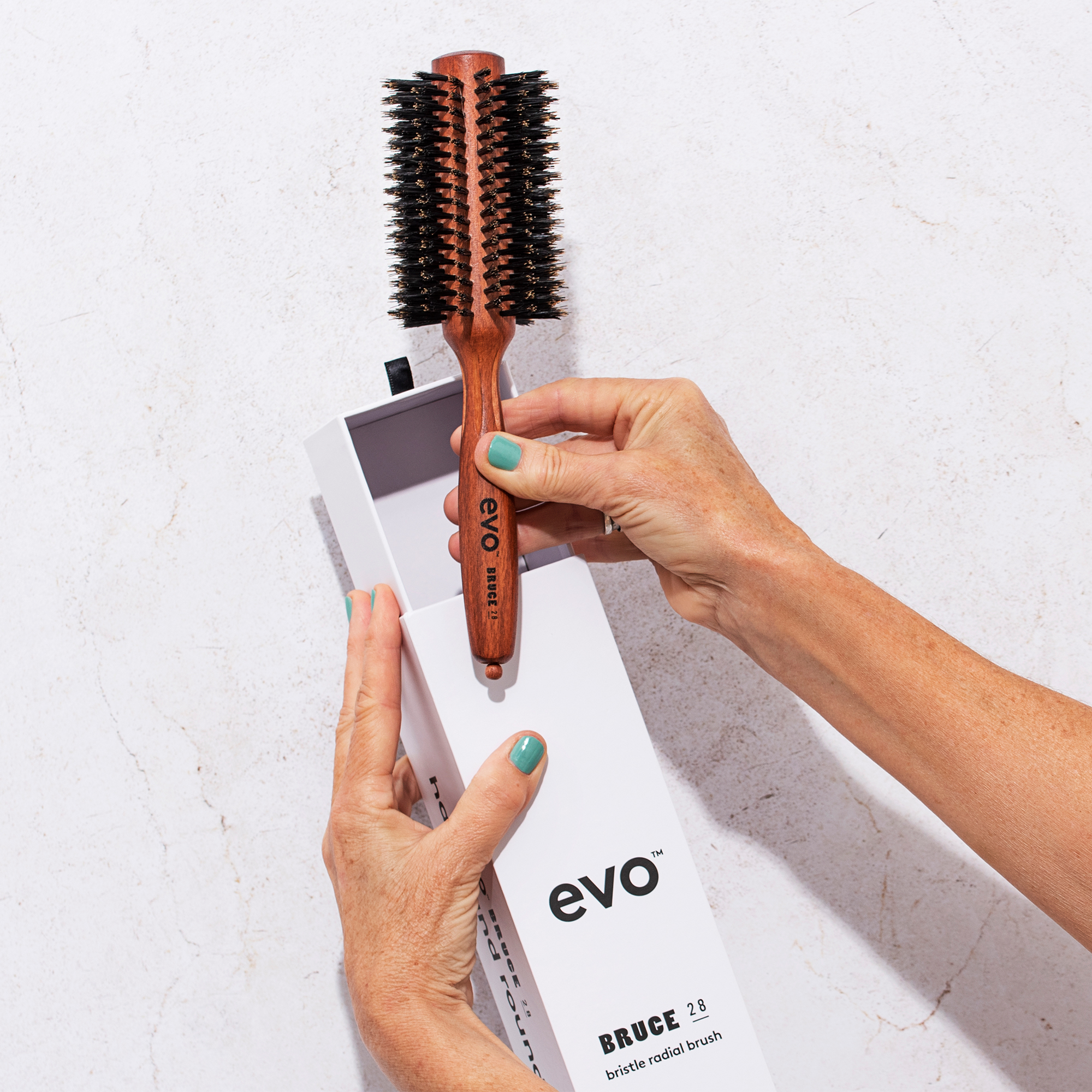 evo Bruce 28 Natural Boar Bristle Brush