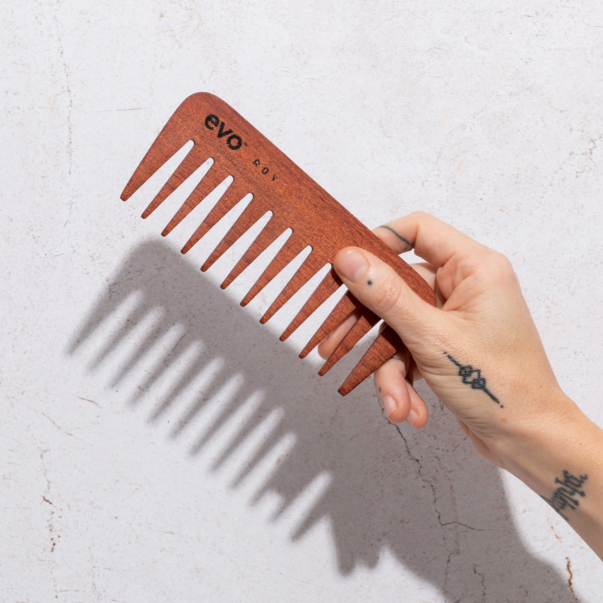 evo Roy Wide-Tooth Detangling Comb