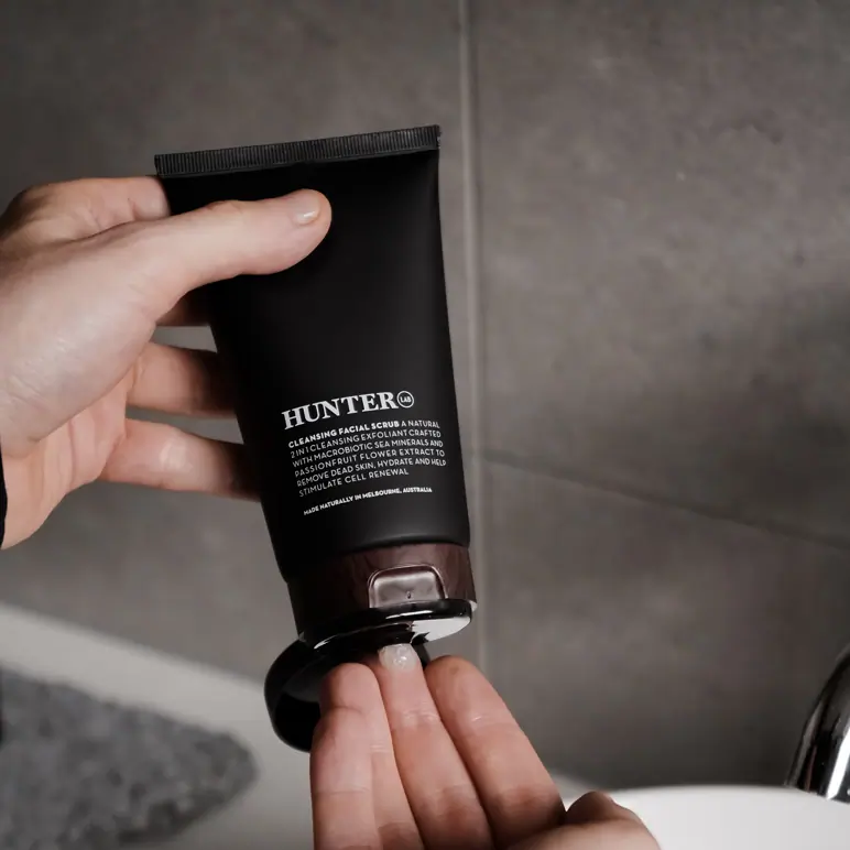 Hunter Lab Cleansing Facial Scrub 150ml