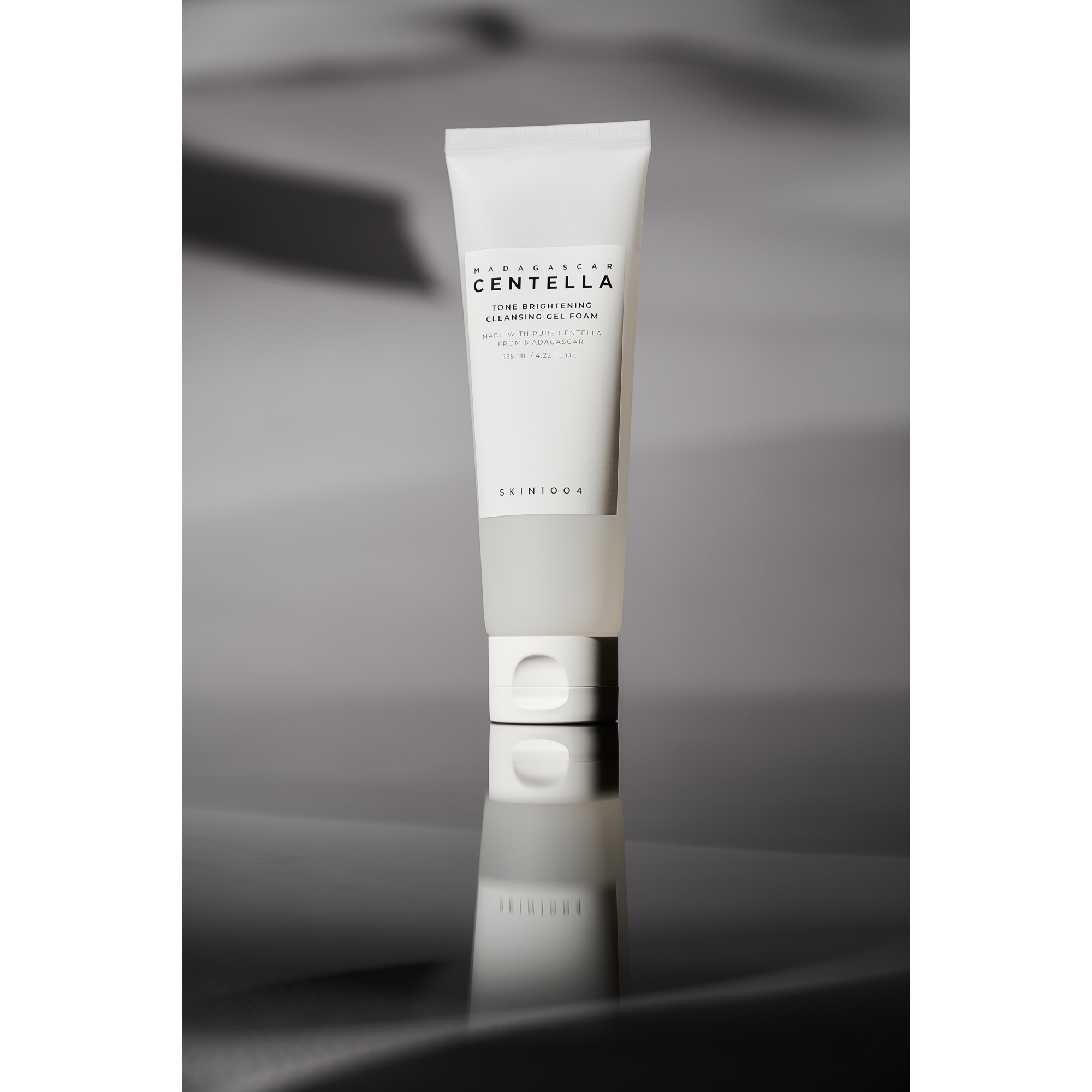 SKIN1004 Madagascar Centella Tone Brightening Cleansing Gel Foam 125ml