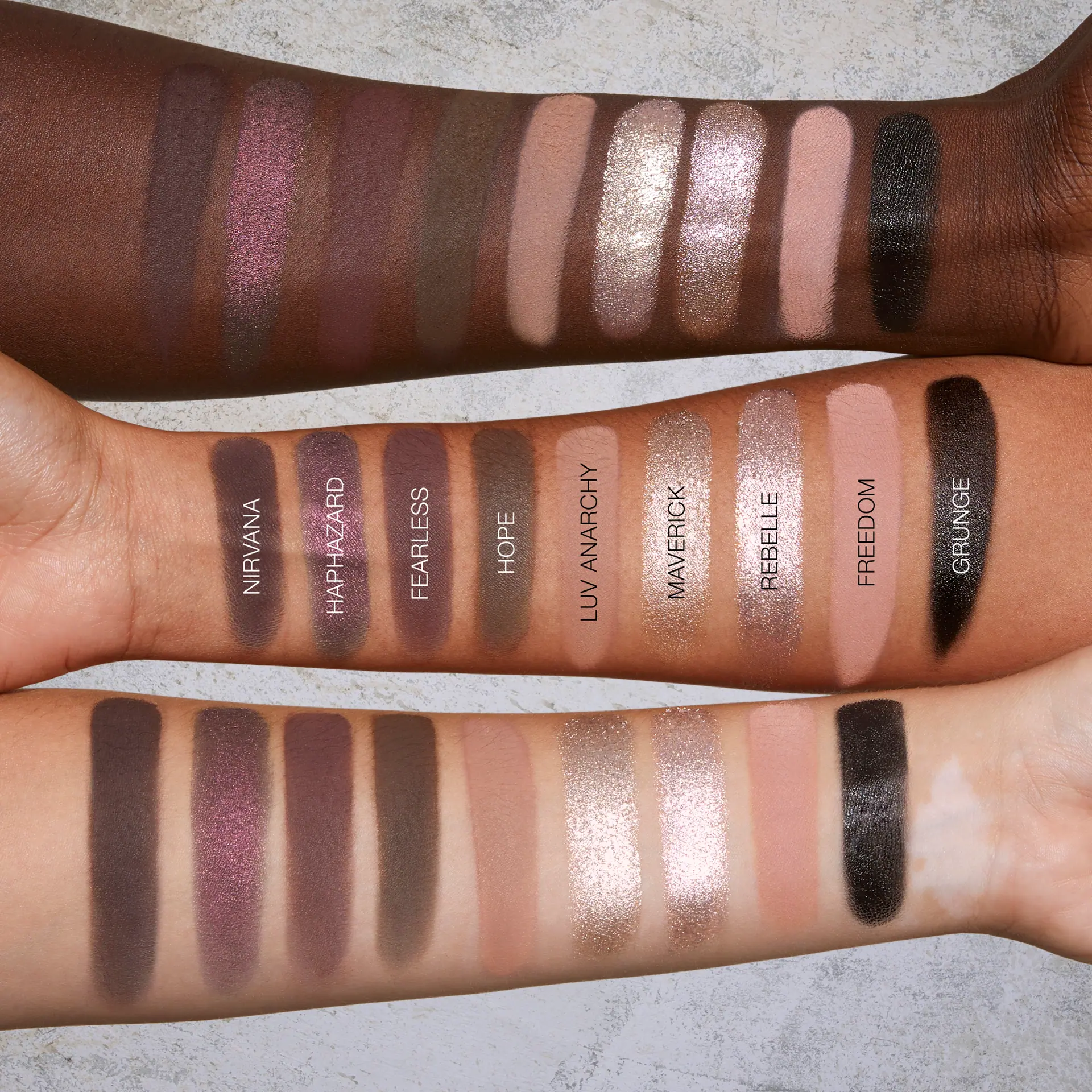 Huda Beauty Pretty Grunge 18W Eyeshadow Palette
