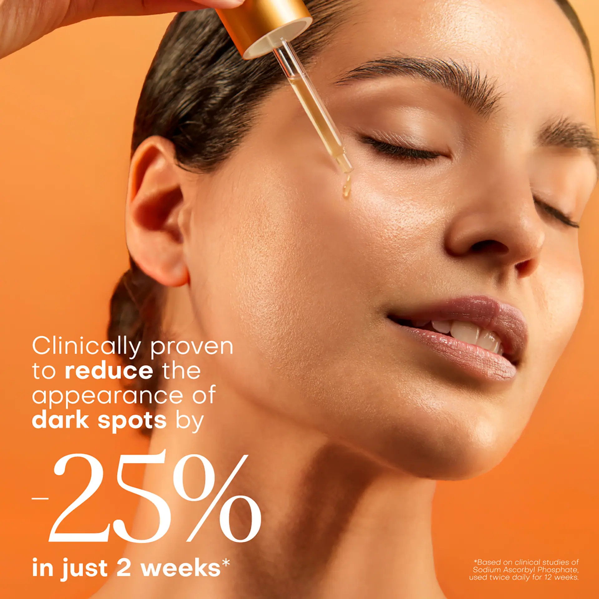 Esmi Skin Minerals Vitamin C Brightening Skin Treat Serum 30ml