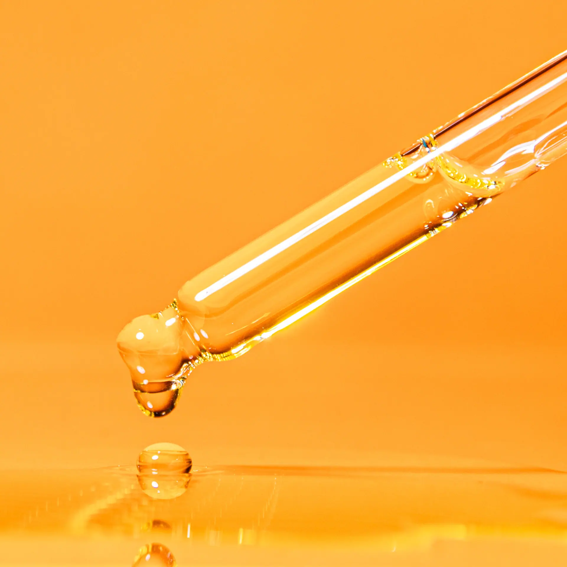 STRAAND The Crown Companion Cleansing Pre-Wash Scalp Oil