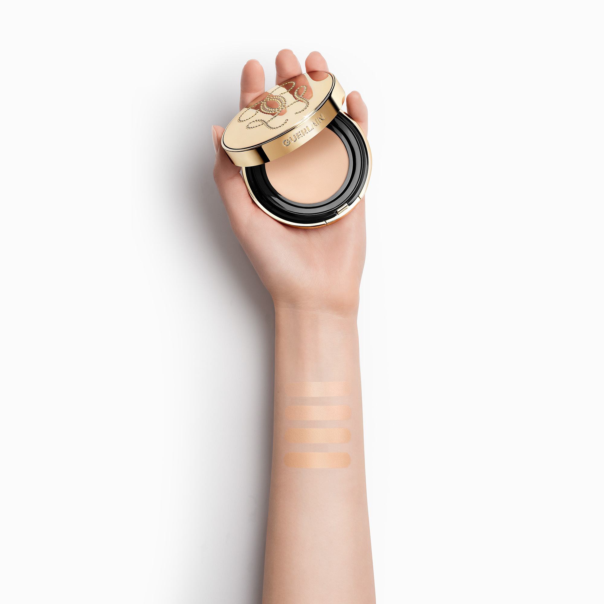 Guerlain Parure Gold Cushion Foundation Glow