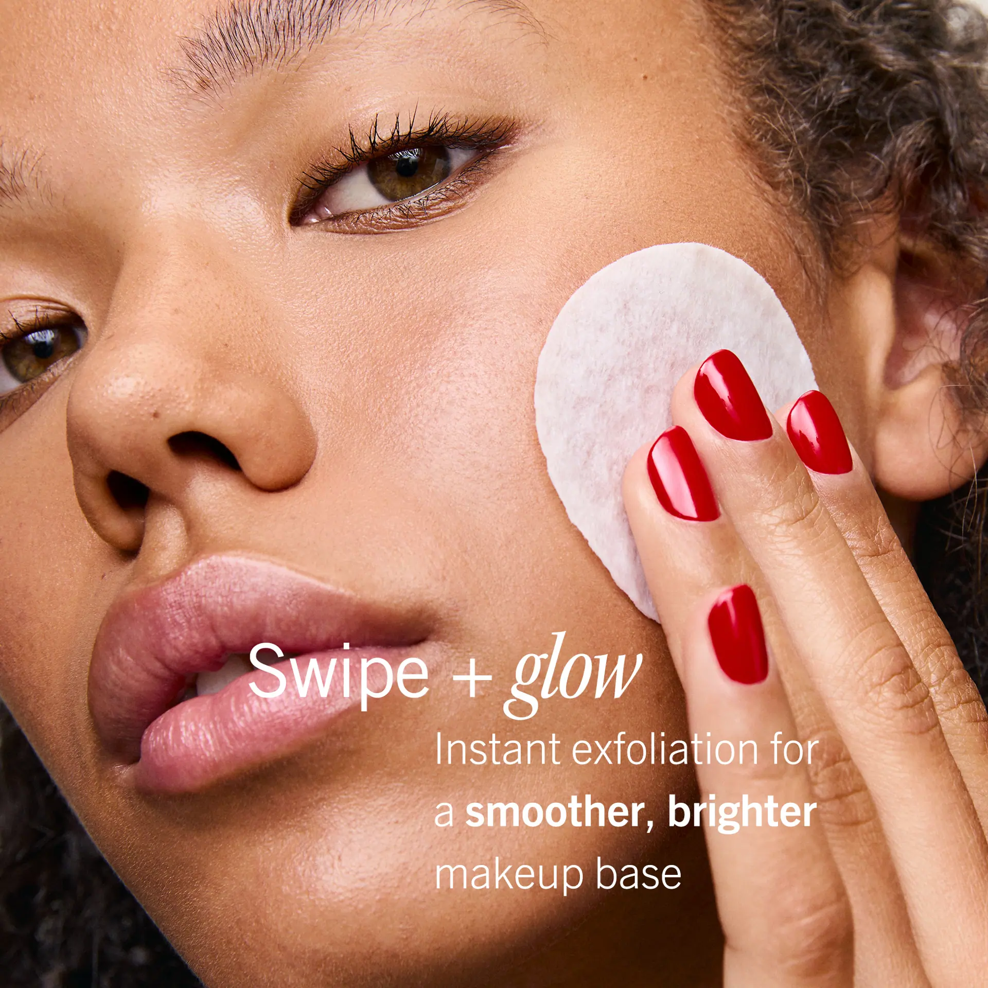 First Aid Beauty Brighten + Glow Facial Radiance Pads