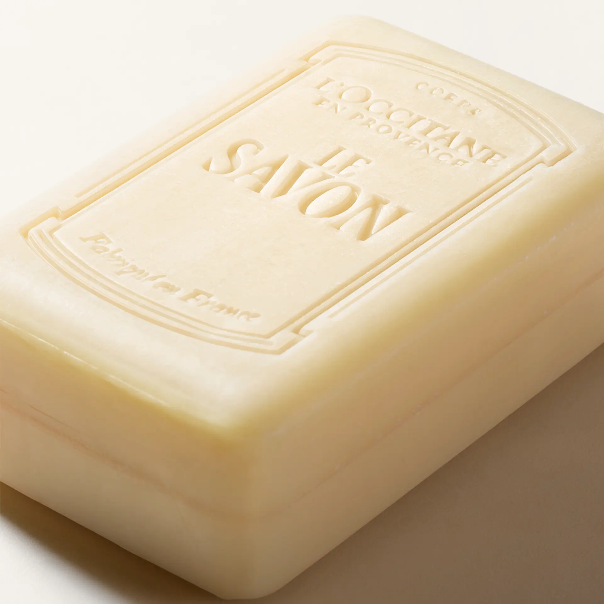 L'Occitane Extra Gentle Lavender Soap with Shea - 250g