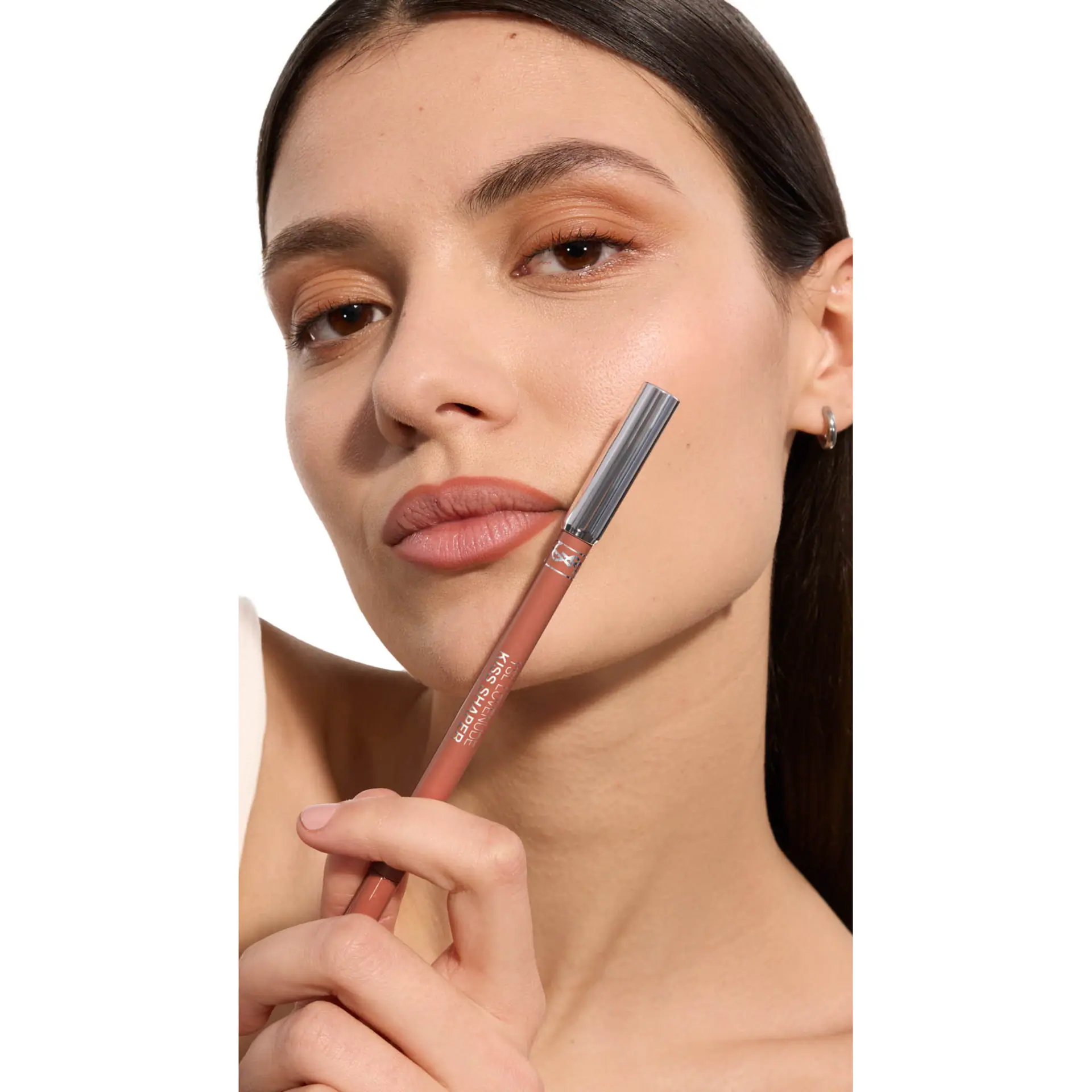 Yves Saint Laurent Lovenude Kiss Shaper