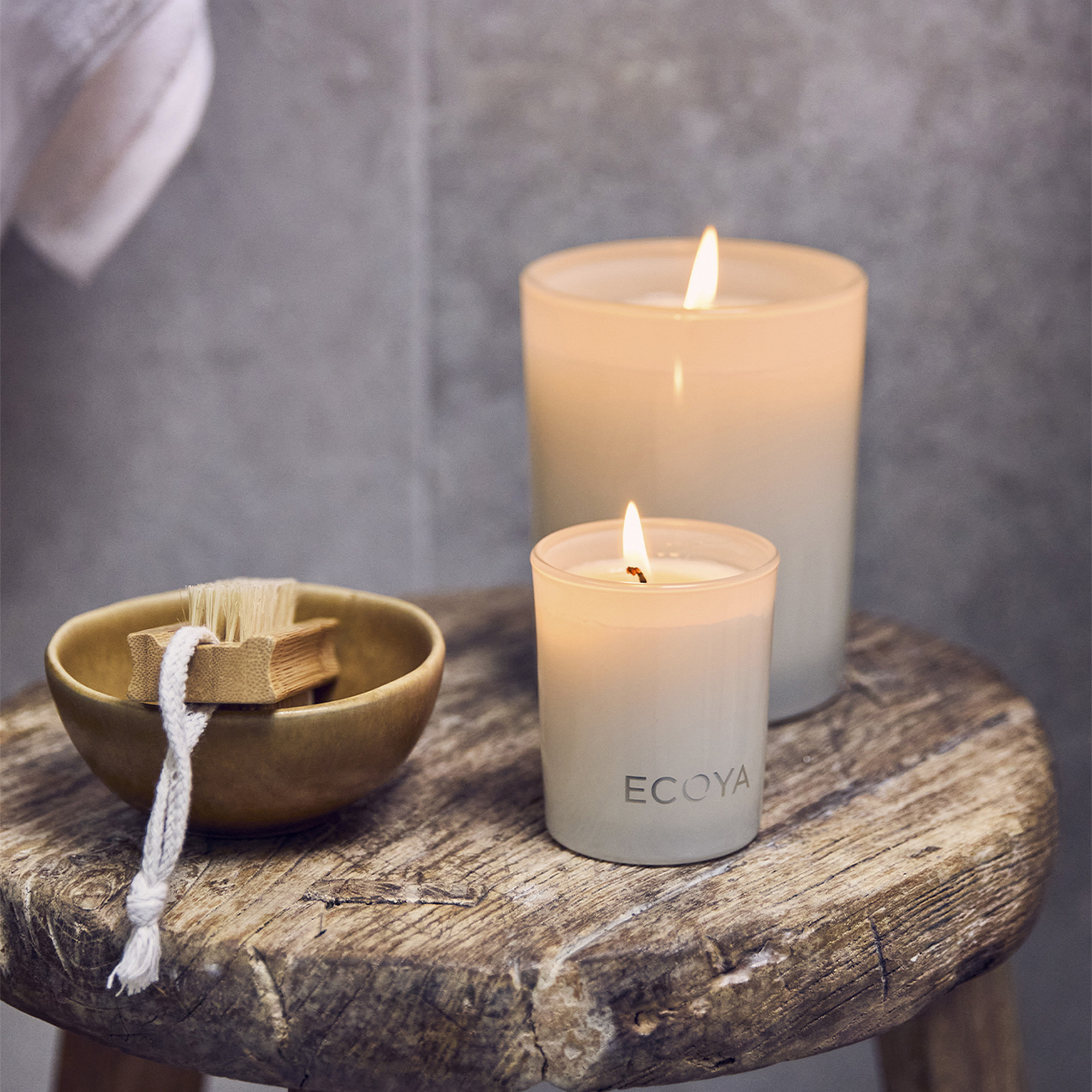 ECOYA Sweet Pea & Jasmine Madison Candle 400g