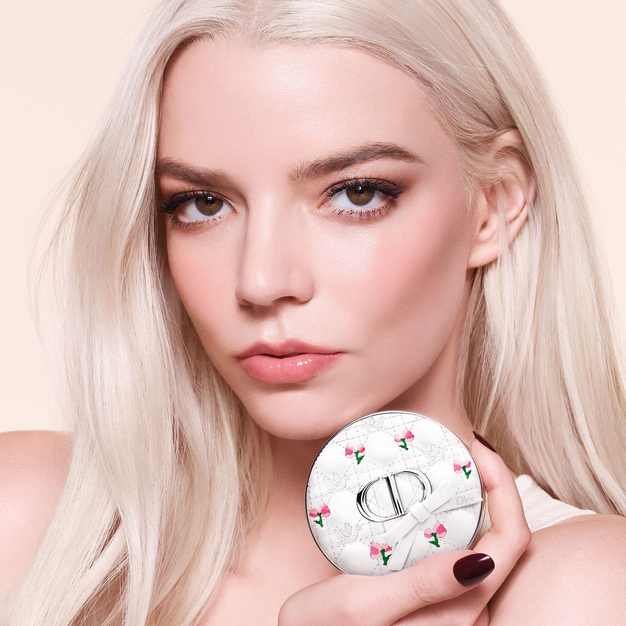 DIOR Forever Cushion Case