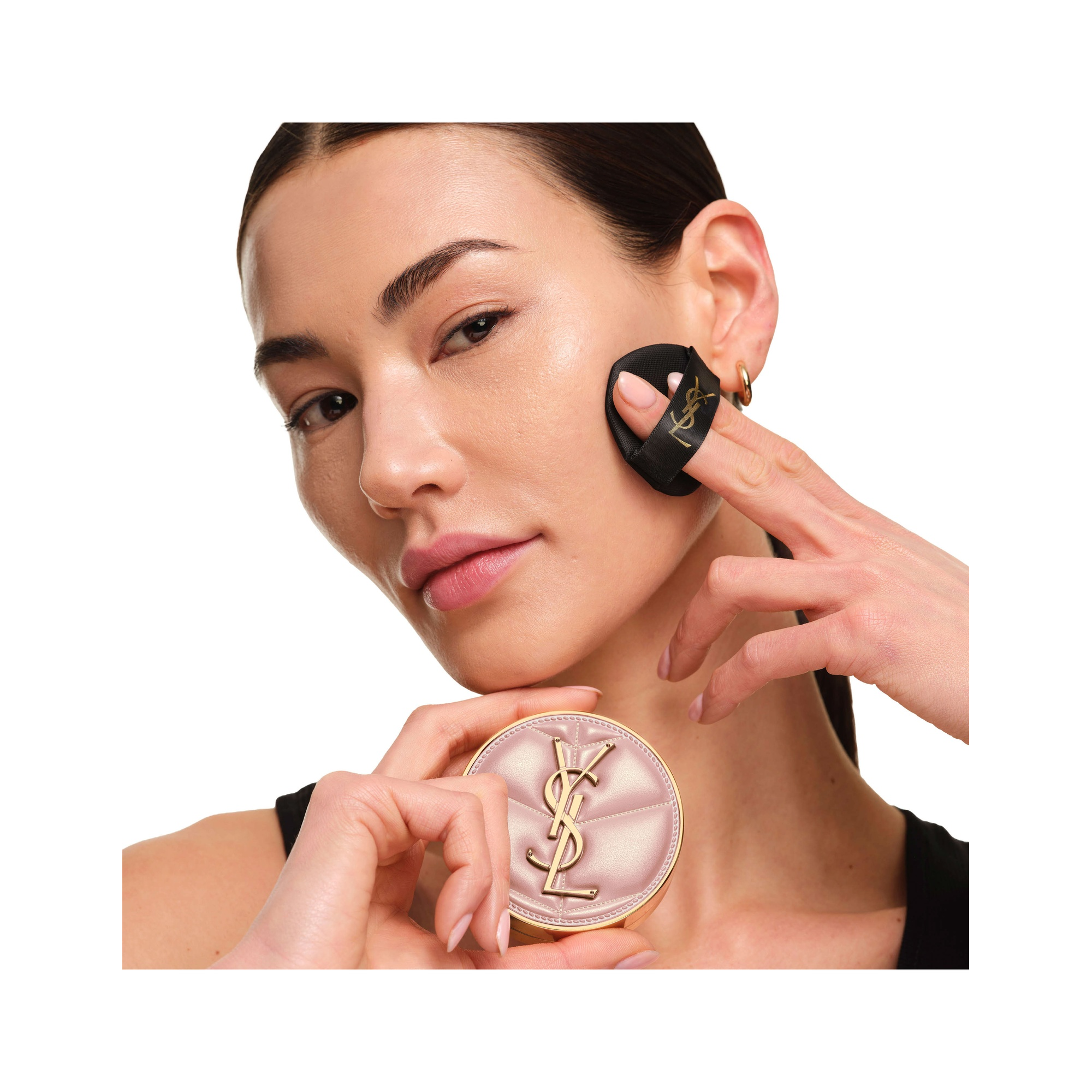 Yves Saint Laurent Skin Affair Cushion Foundation